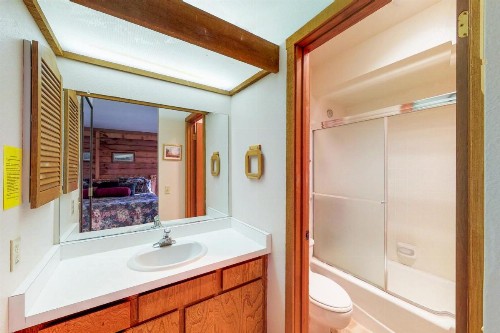 Huntington Lake Condo 92 - image 11