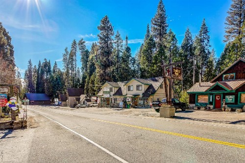 Kokanee Cove - image 6