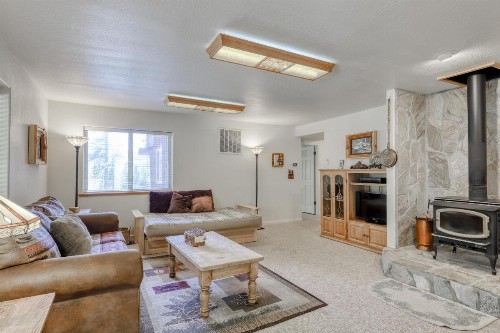 Regatta Chalet - image 9
