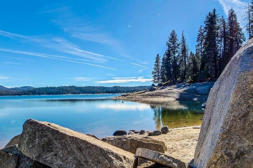 Water's Edge Retreat - image 8