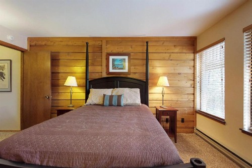 Blue Jay Condominium - image 5
