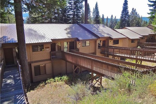 Blue Jay Condominium - image 9