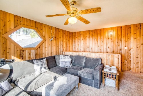 Holloway Chalet - image 12