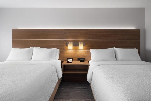 Holiday Inn Express Sheboygan-Kohler / I-43 an IHG Hotel - image 21