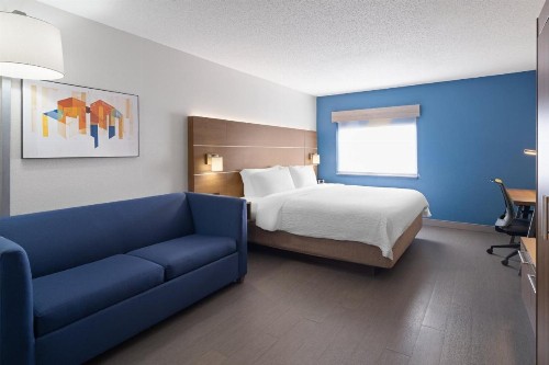 Holiday Inn Express Sheboygan-Kohler / I-43 an IHG Hotel - image 37