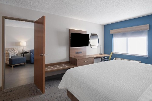 Holiday Inn Express Sheboygan-Kohler / I-43 an IHG Hotel - image 47