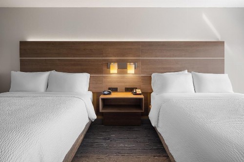 Holiday Inn Express Sheboygan-Kohler / I-43 an IHG Hotel - image 48