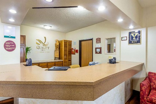 Quality Inn Sheboygan - image 11