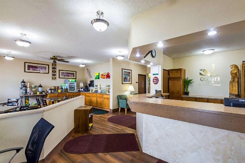 Quality Inn Sheboygan - image 13