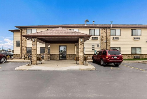 Quality Inn Sheboygan - image 20