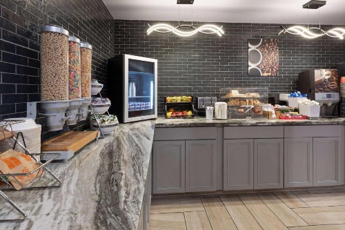 La Quinta Inn by Wyndham Sheboygan - image 20