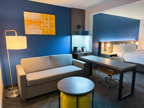 Sleep Inn & Suites Sheboygan I-43 - image 7