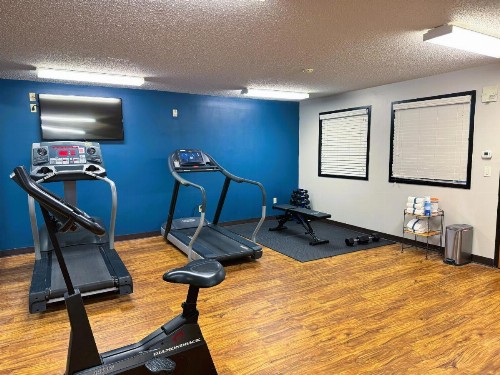 Sleep Inn & Suites Sheboygan I-43 - image 33