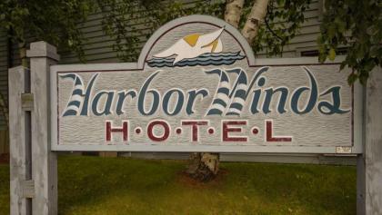 Harbor Winds Hotel - image 7