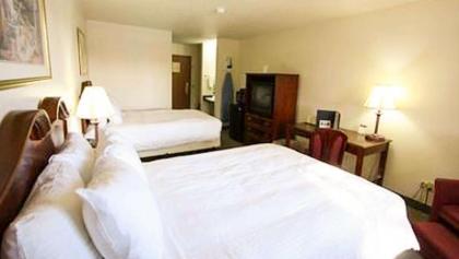 Harbor Winds Hotel - image 13