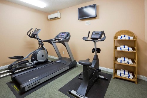 GrandStay Hotel & Suites Downtown Sheboygan - image 10