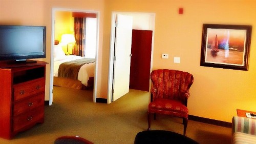GrandStay Hotel & Suites Downtown Sheboygan - image 2