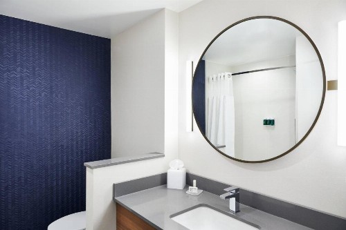 Fairfield Inn & Suites Sheboygan - image 17