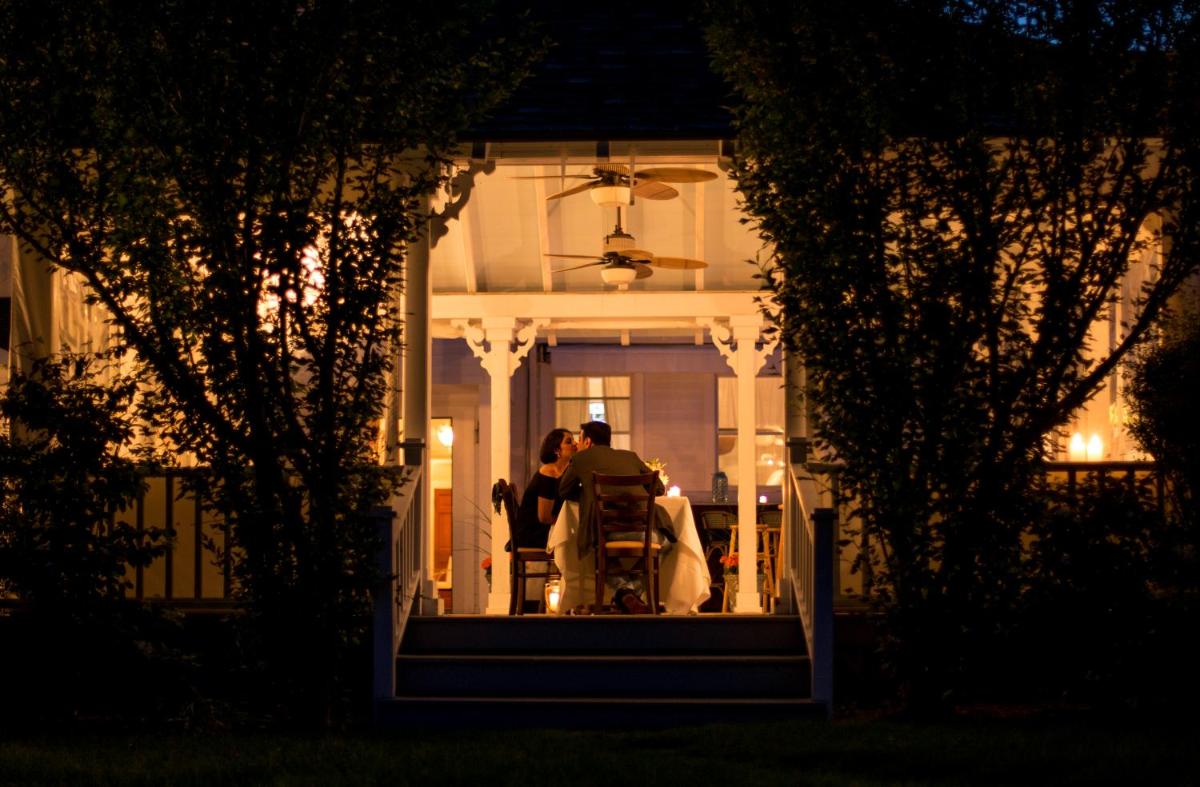 Shelter Island House - image 2