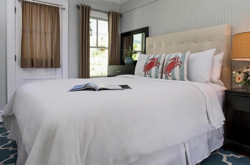 Shelter Island House - image 24