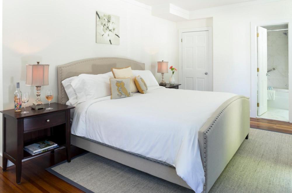 West Neck Guesthouse - image 3