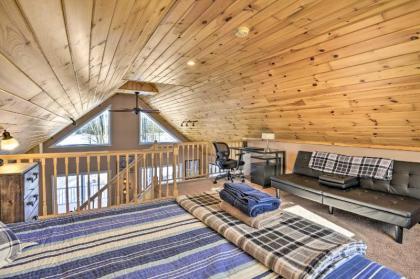 Hidden Lakefront Retreat Fire Pit and Fishing Dock! - image 6
