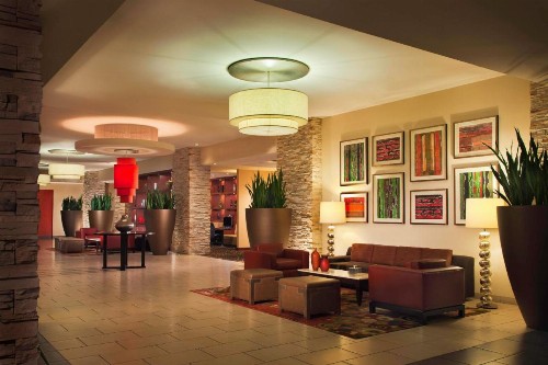 Courtyard Los Angeles Sherman Oaks - image 2