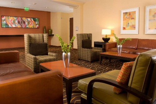Courtyard Los Angeles Sherman Oaks - image 20