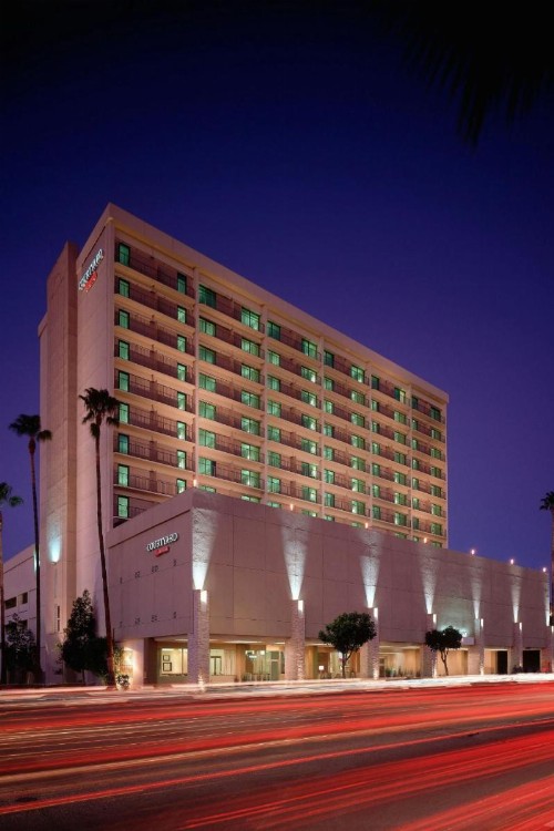Courtyard Los Angeles Sherman Oaks - image 24