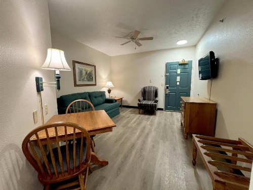 Van Buren Hotel - image 40