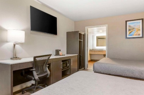 Quality Inn Show Low - image 6