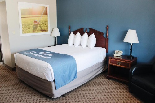 Days Inn by Wyndham Show Low - image 32