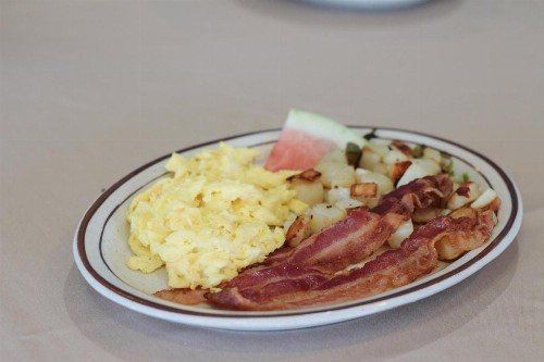 Days Inn by Wyndham Show Low - image 35