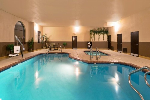 Holiday Inn Express Show Low an IHG Hotel - image 34