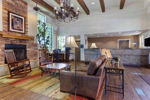 Best Western Paint Pony Lodge - image 21