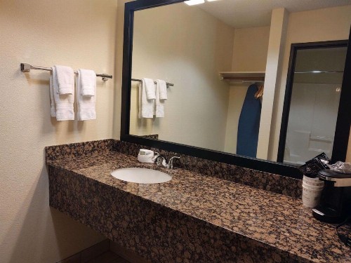 Best Western Paint Pony Lodge - image 23