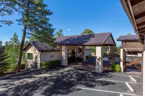 Best Western Paint Pony Lodge - image 42