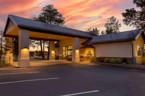 Best Western Paint Pony Lodge - image 8