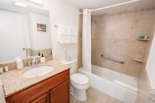 Siesta Key Beach Resort and Suites Tiki & Pool - image 23