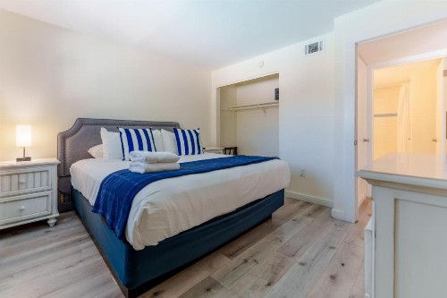 Siesta Key Beach Resort and Suites Tiki & Pool - image 31