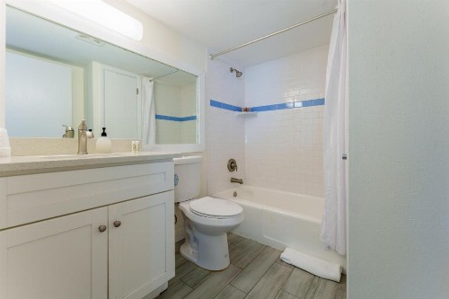 Siesta Key Beach Resort and Suites Tiki & Pool - image 39