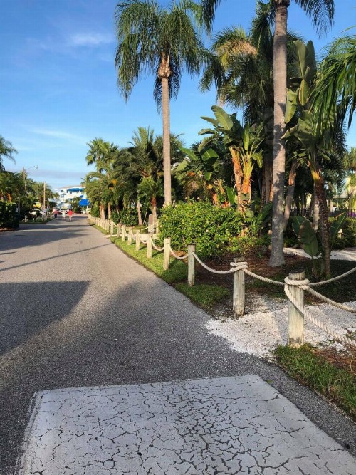 Captiva Beach Resort (open private beach access) - image 44