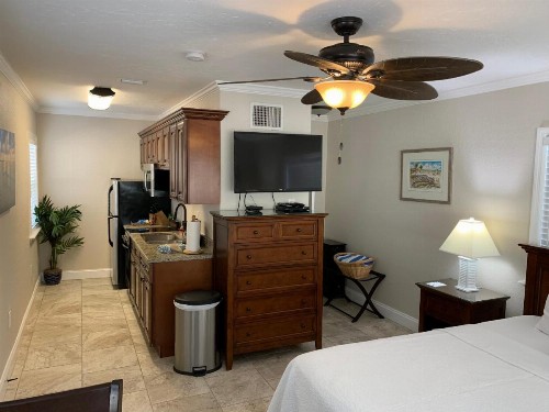 Twin Palms at Siesta - image 27