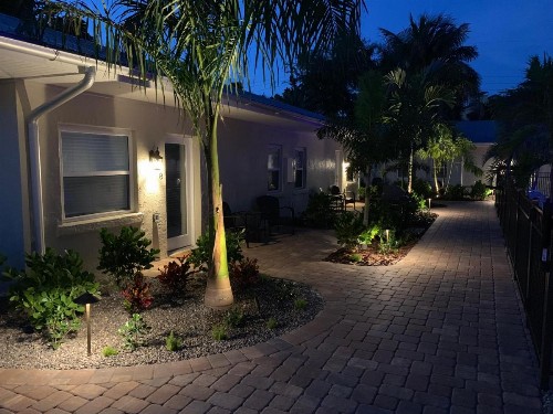 Twin Palms at Siesta - image 30