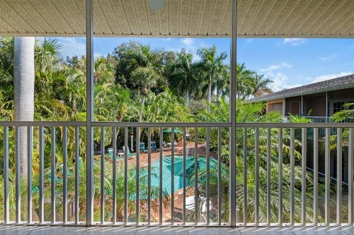 Siesta Palms By The Beach - image 24