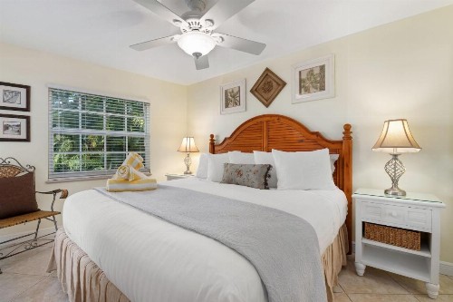 Siesta Palms By The Beach - image 26