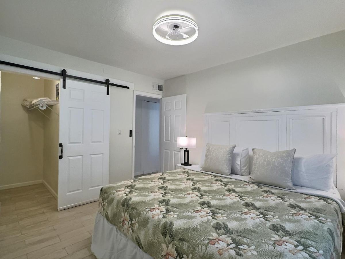 Siesta Heron Suites & Villas - image 2