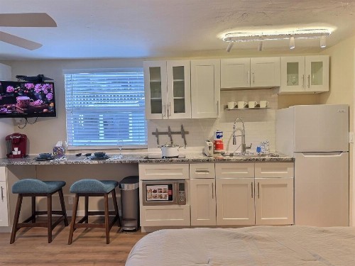 Siesta Key Beach - Capri 665 #3 - image 4