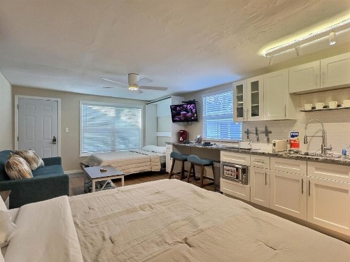 Siesta Key Beach - Capri 665 #3 - image 9