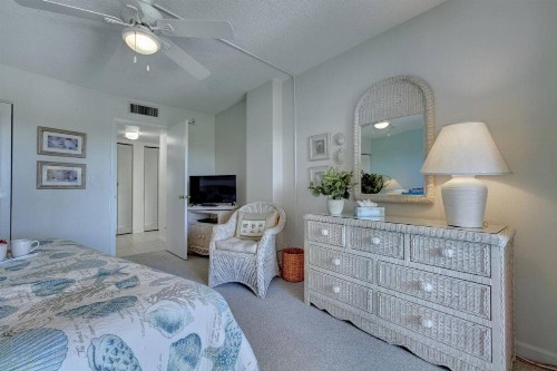 Harbor Towers 1 Bedroom Pool View - image 24
